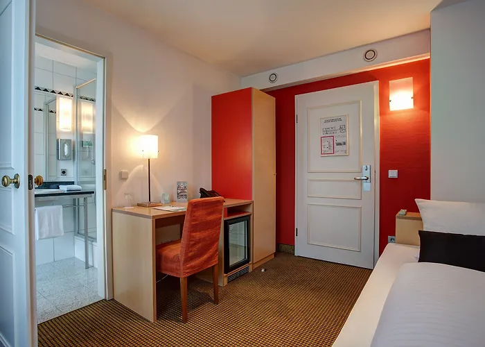Centro City, Trademark Collection By Wyndham Hotel 3*