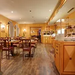 Centro City, Trademark Collection By Wyndham Hotel 3*